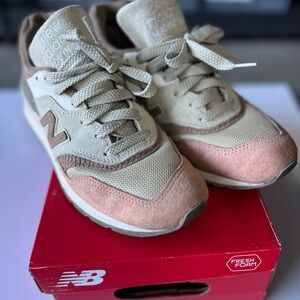 New Balance Men’s 8